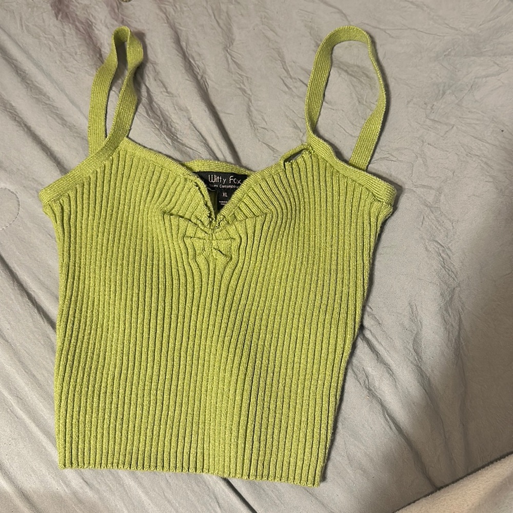 Green crop top size XL in kids
